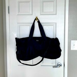Lulu lemon gym bag. Black color.